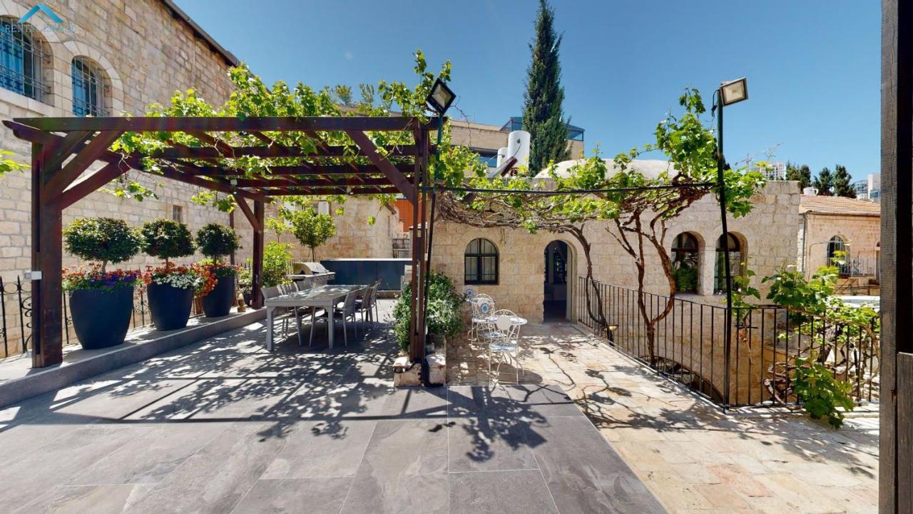 Villa Mamilla - Boutique Suites Иерусалим Экстерьер фото